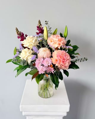 Seasonal Flower Vase Pastel 