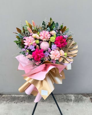 Grand Opening Floyd Pink Flower Stand