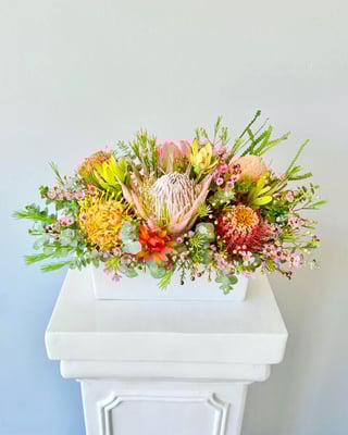 Native Flowers Ceramic Pot Centrepiece