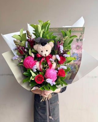 Red Velvet Graduation Flower Bouquet